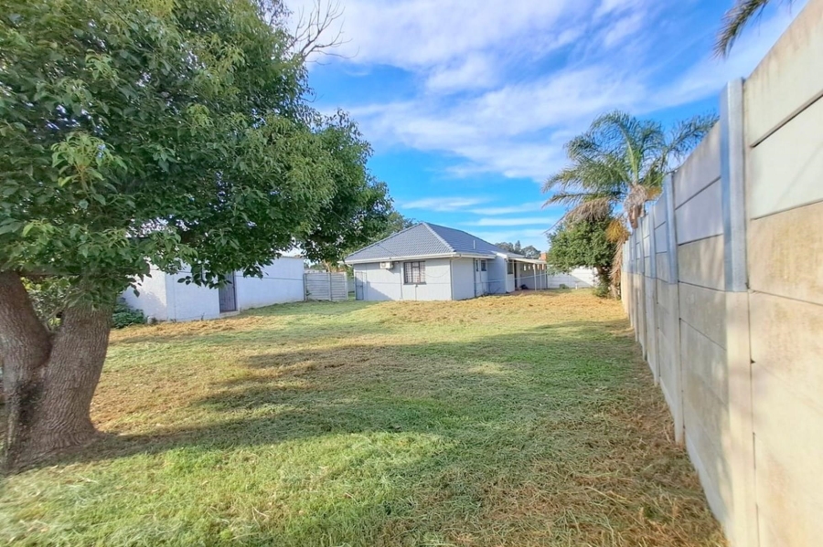 3 Bedroom Property for Sale in Kabega Park Eastern Cape
